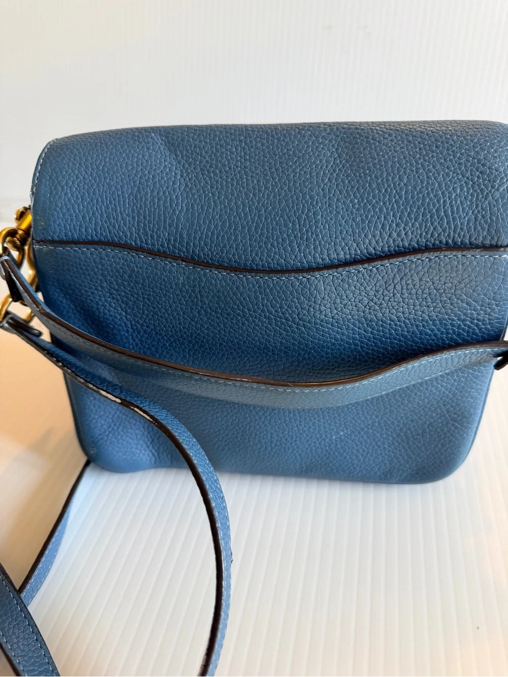 Coach Pebbled Leather Turnlock Crossbody in Navy Blue with Gold Hardware - Picture 4 of 7